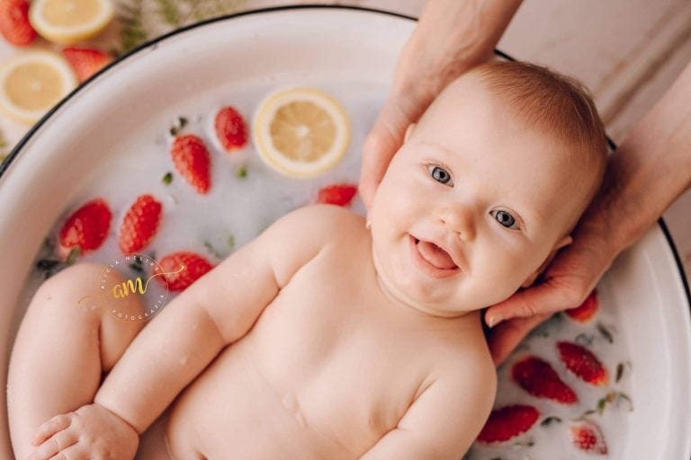Sesiones infantiles milk bath en barcelona